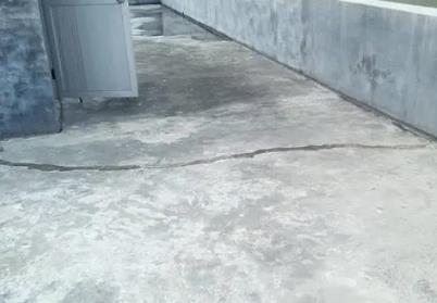 阜新楼顶漏水维修公司分享下如何解决卫生间隐蔽部位漏水的问题?